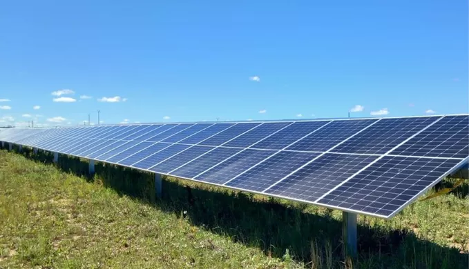 Sistema Avançado de Controle de Comunicação: Otimizando o Gerenciamento de Energia Solar
